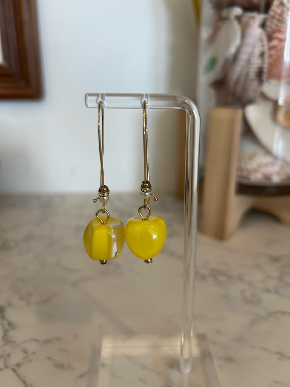 Elegant Yellow Dangle Earrings Thin Wire Hoop w/ Yellow‎ Glass